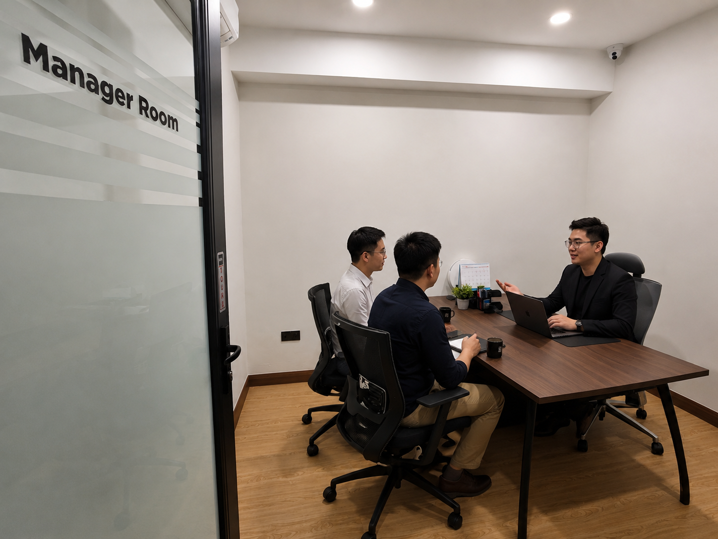 TheOpit Manager Room